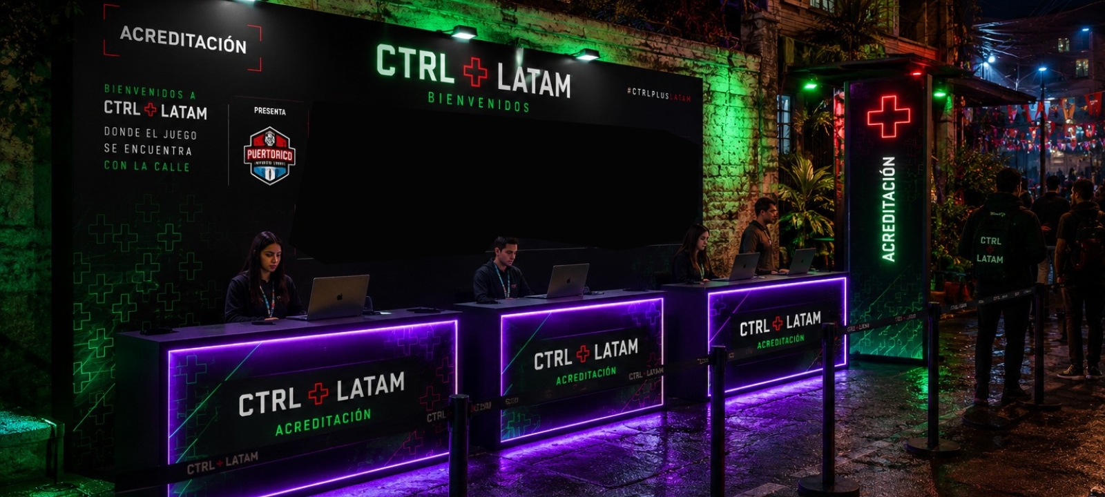 CTRL+LATAM Medellín — ambiente nocturno del evento